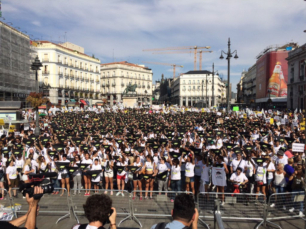 150 000 manifestants contre la corrida à Madrid !