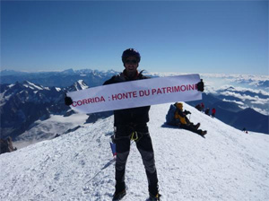 Au sommet du Mont Blanc pour dénoncer l’inscription au Patrimoine