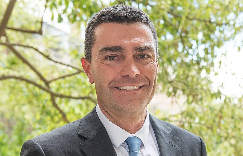 Eric Pauget dépose une PPL abolitionniste et signe le manifeste de la FLAC
